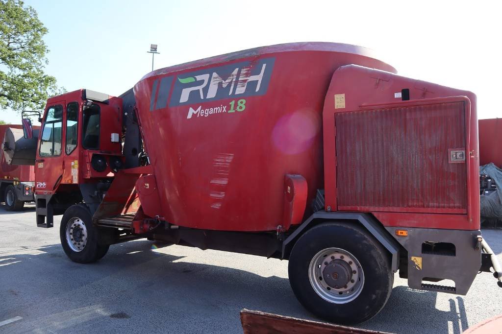 Futtermischwagen des Typs RMH Megamix 18, Gebrauchtmaschine in Stegeren (Bild 1)