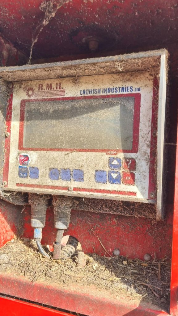 Futtermischwagen of the type RMH Mixell 161, Gebrauchtmaschine in Savigny sur Braye (Picture 6)