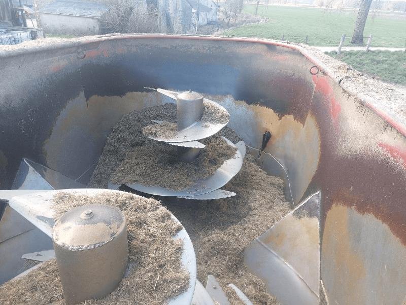 Futtermischwagen des Typs RMH MIXELL 18, Gebrauchtmaschine in VOUZIERS (Bild 10)