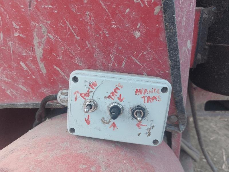 Futtermischwagen des Typs RMH MIXELL 18, Gebrauchtmaschine in VOUZIERS (Bild 8)