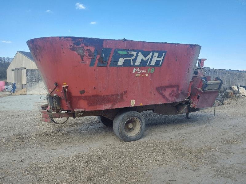 Futtermischwagen des Typs RMH MIXELL 18, Gebrauchtmaschine in VOUZIERS (Bild 3)