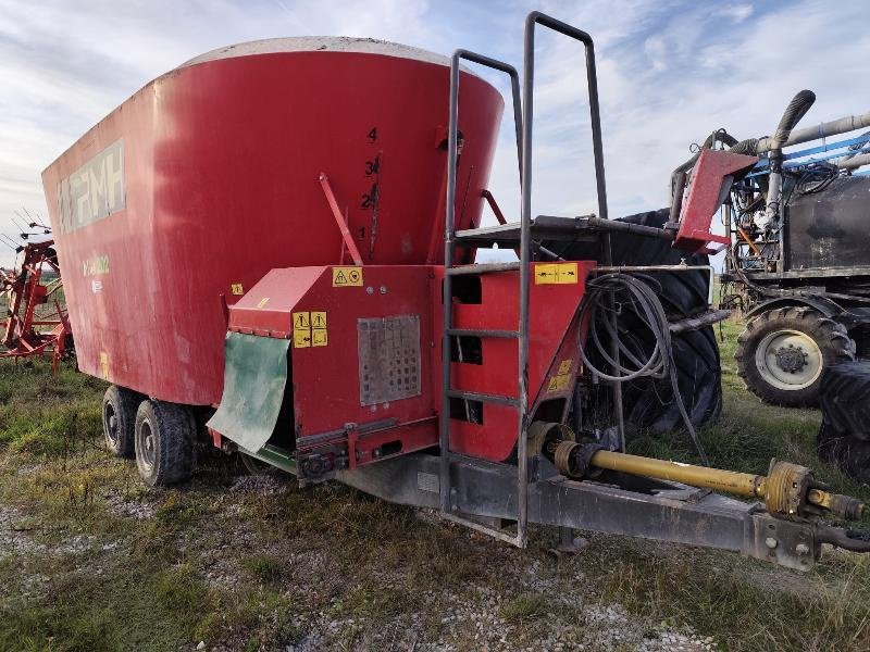 Futtermischwagen des Typs RMH MIXELL 202, Gebrauchtmaschine in CHAUMESNIL (Bild 2)