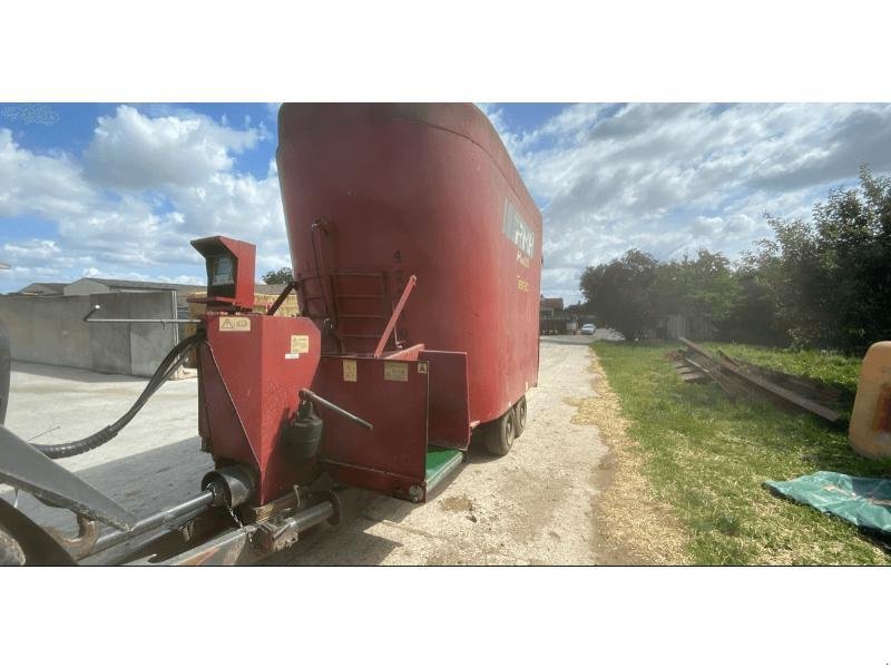 Futtermischwagen of the type RMH MIXELL 262, Gebrauchtmaschine in VERDUN (Picture 2)