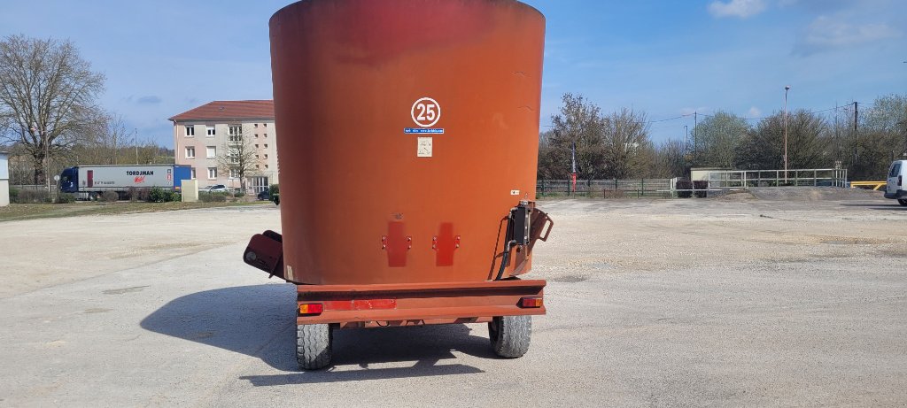 Futtermischwagen tip RMH RMH VR 12, Gebrauchtmaschine in Lérouville (Poză 9)