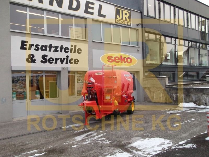 Futtermischwagen des Typs Seko Samurai 7  450/70, Neumaschine in Freistadt (Bild 2)