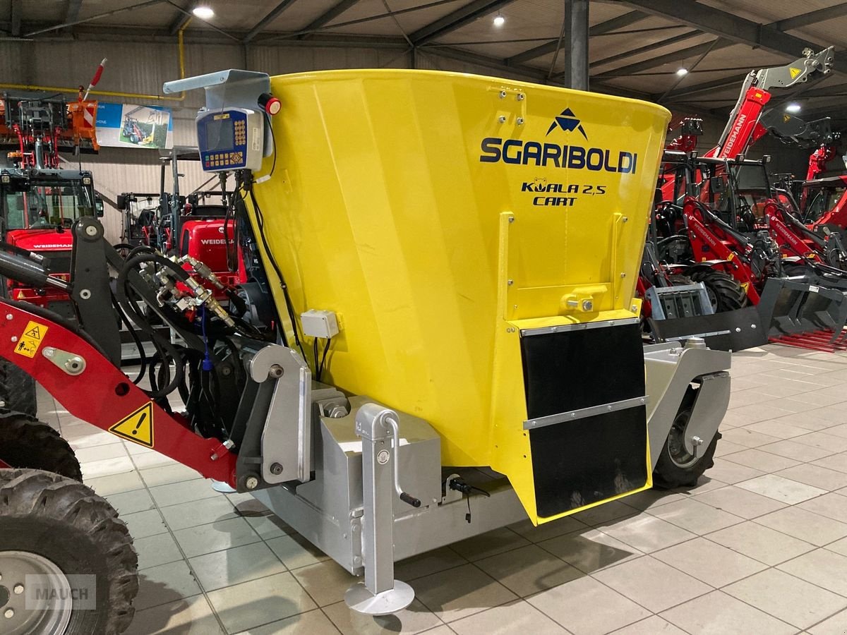 Futtermischwagen des Typs Sgariboldi Koala 2,5 Cart, Neumaschine in Burgkirchen (Bild 2)