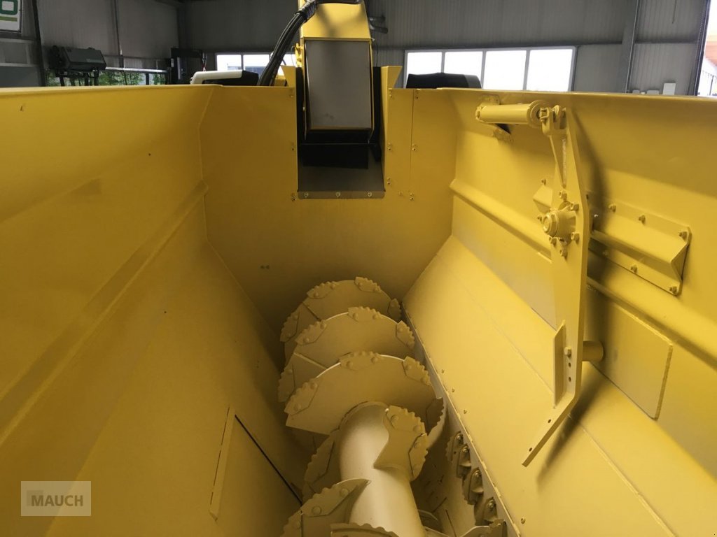 Futtermischwagen des Typs Sgariboldi MAV 6214, Neumaschine in Burgkirchen (Bild 5)