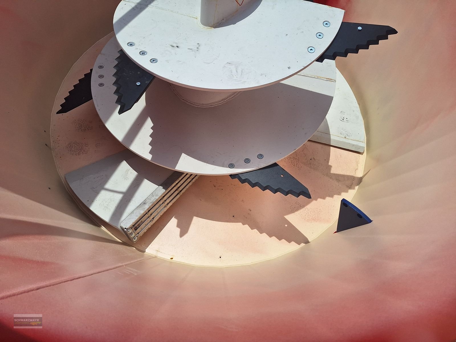 Futtermischwagen des Typs Siloking Kompakt 10m³, Neumaschine in Aurolzmünster (Bild 24)