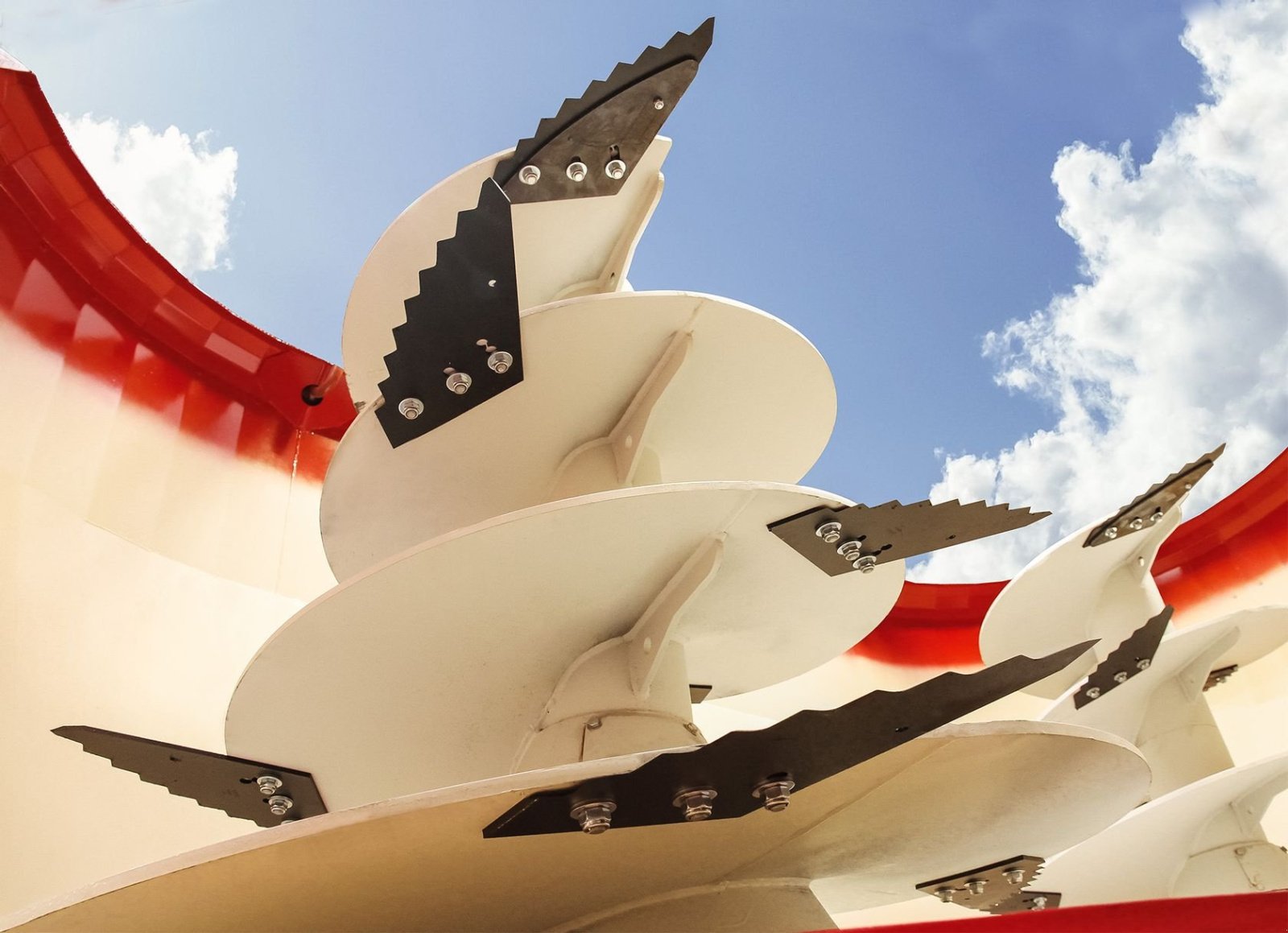 Futtermischwagen of the type Siloking Mélangeuse COMPACT14 Siloking, Gebrauchtmaschine in LA SOUTERRAINE (Picture 4)