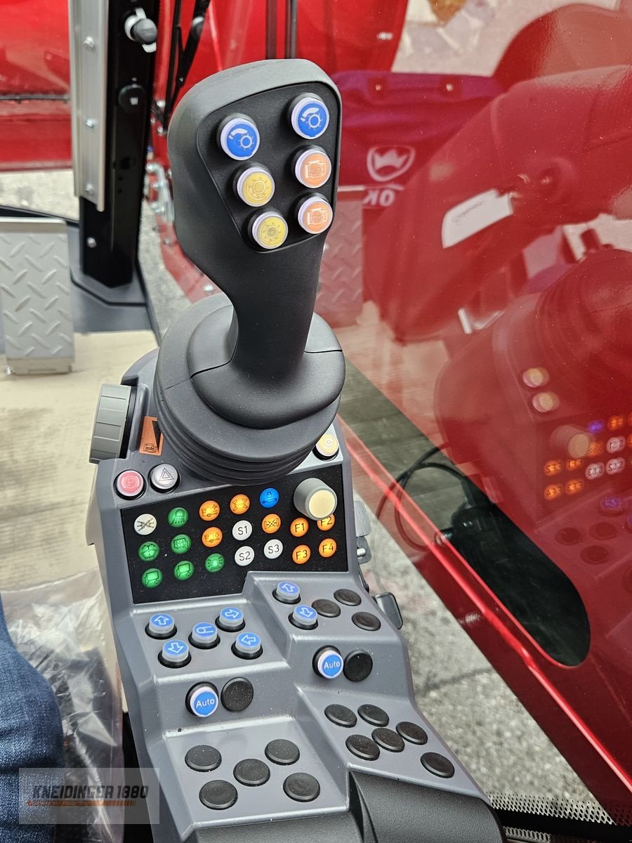 Futtermischwagen of the type Siloking Selbstfahrer 1612-16, Neumaschine in Altenfelden (Picture 10)