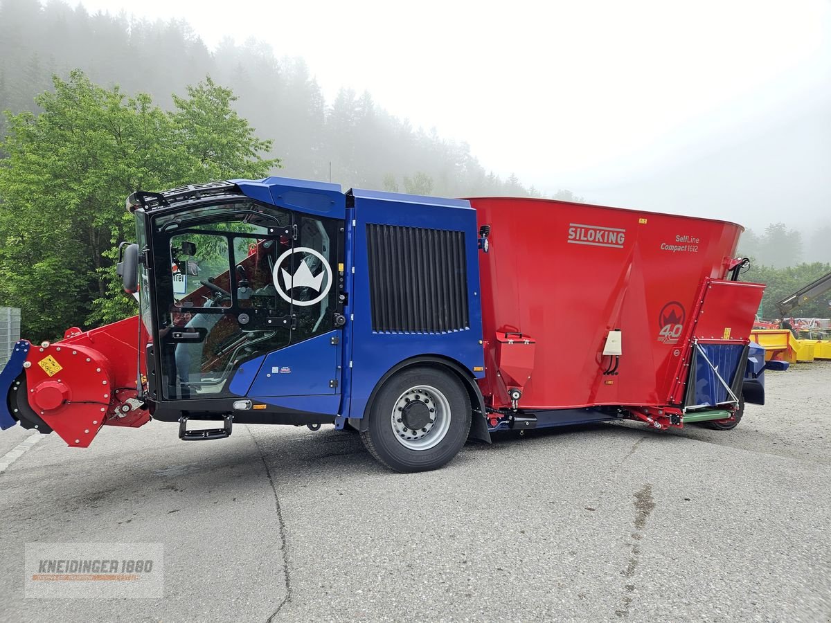 Futtermischwagen of the type Siloking Selbstfahrer 1612-16, Neumaschine in Altenfelden (Picture 1)