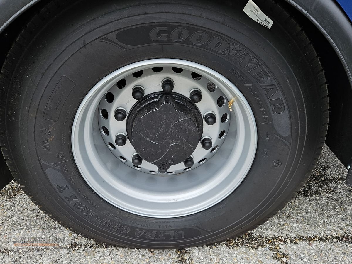 Futtermischwagen of the type Siloking Selbstfahrer 1612-16, Neumaschine in Altenfelden (Picture 13)