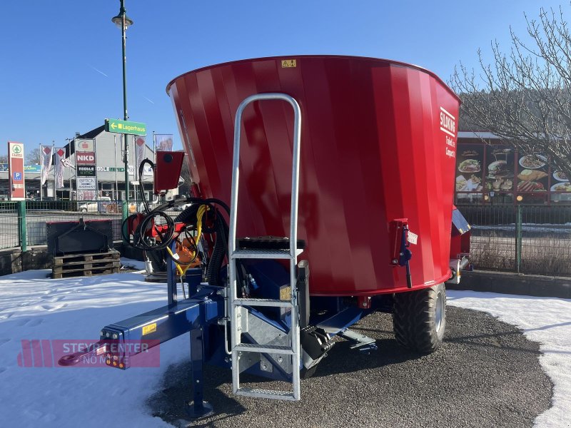 Futtermischwagen des Typs Siloking TrailedLine Classic Compact 10-T, Neumaschine in St. Pölten