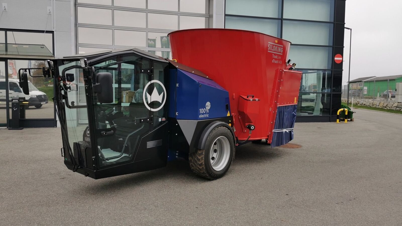 Futtermischwagen des Typs Siloking TruckLine eTruck 1408-10, Neumaschine in Zwettl (Bild 1)