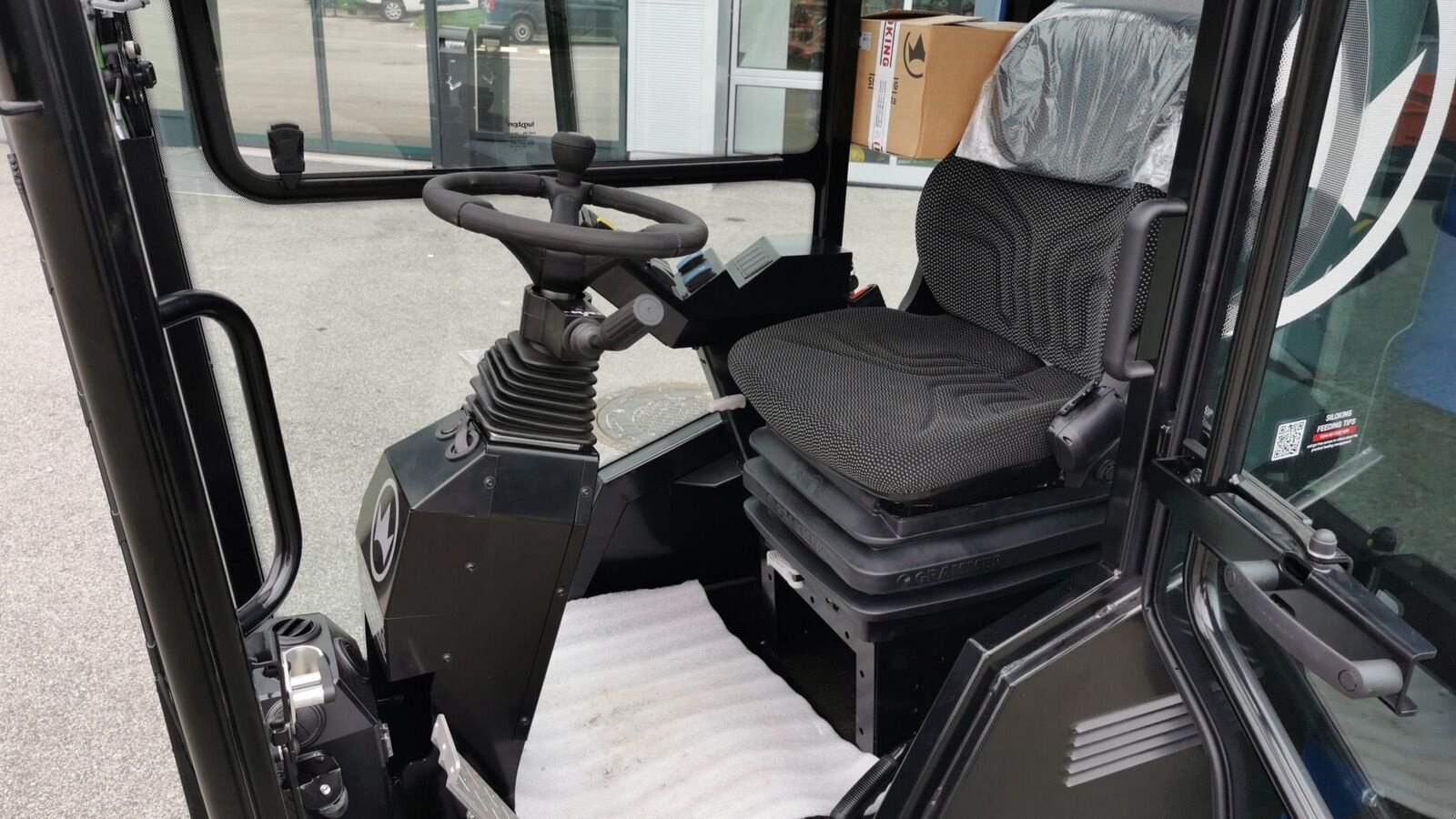 Futtermischwagen des Typs Siloking TruckLine eTruck 1408-10, Neumaschine in Zwettl (Bild 11)