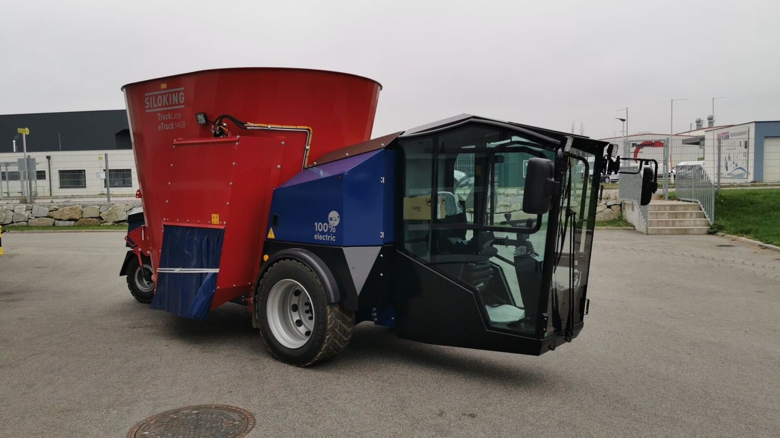 Futtermischwagen des Typs Siloking TruckLine eTruck 1408-10, Neumaschine in Zwettl (Bild 2)
