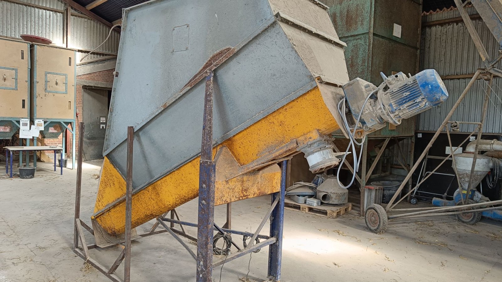 Futtermischwagen of the type Skiold Unimix foderblander  ca. 1000 kg, Gebrauchtmaschine in Egtved (Picture 1)