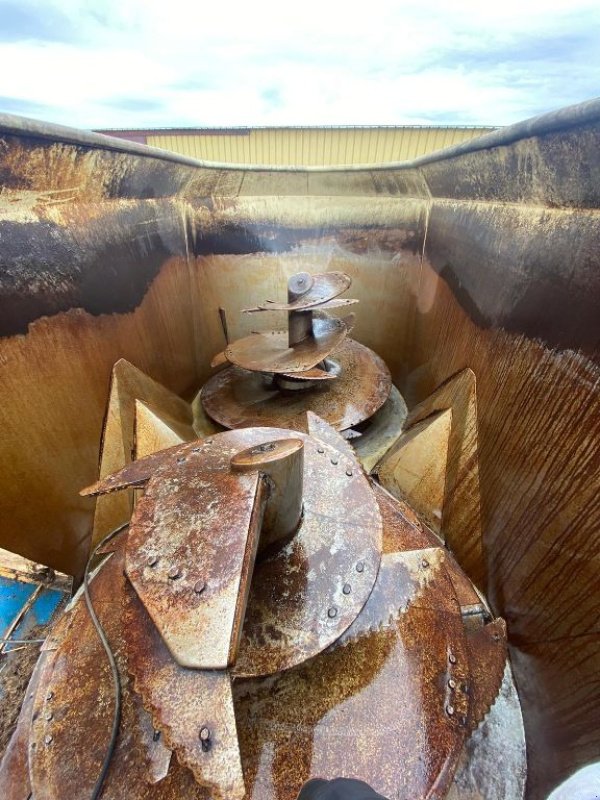 Futtermischwagen of the type Sonstige 226/2, Gebrauchtmaschine in Saint-Priest-Taurion (Picture 11)