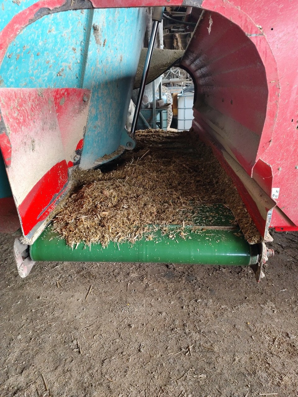 Futtermischwagen des Typs Sonstige Activa 24, Gebrauchtmaschine in MANDRES-SUR-VAIR (Bild 6)