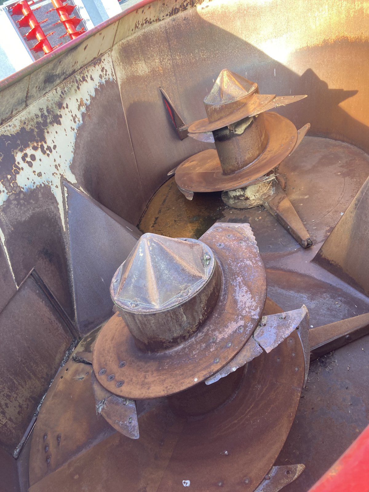 Futtermischwagen des Typs Sonstige COCOTTE T20, Gebrauchtmaschine in CINTHEAUX (Bild 8)