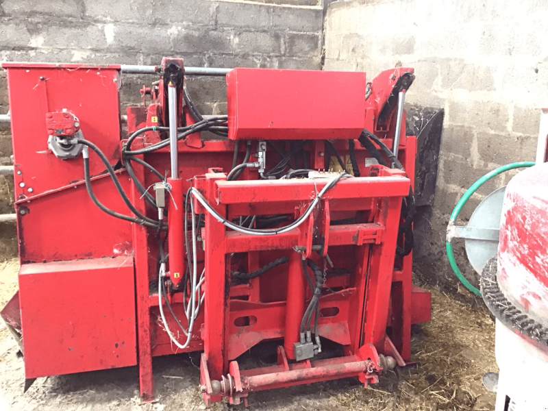 Futtermischwagen del tipo Sonstige D210, Gebrauchtmaschine In HERLIN LE SEC (Immagine 1)