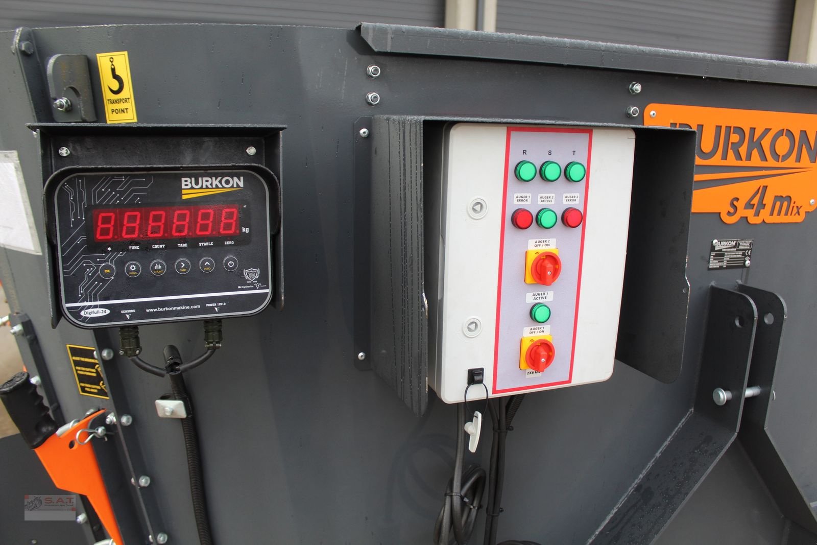 Futtermischwagen del tipo Sonstige Elektro-Doppelschneckenmischer 4m, Neumaschine In Eberschwang (Immagine 31)