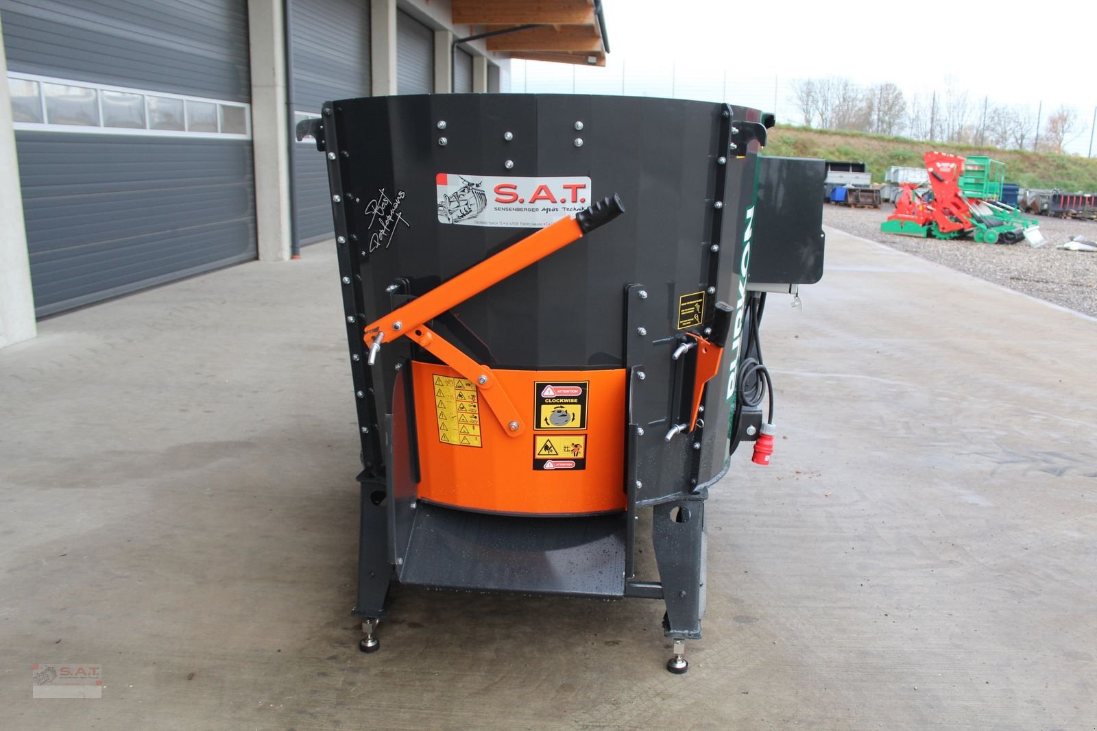 Futtermischwagen del tipo Sonstige Elektro-Doppelschneckenmischer 4m, Neumaschine In Eberschwang (Immagine 7)