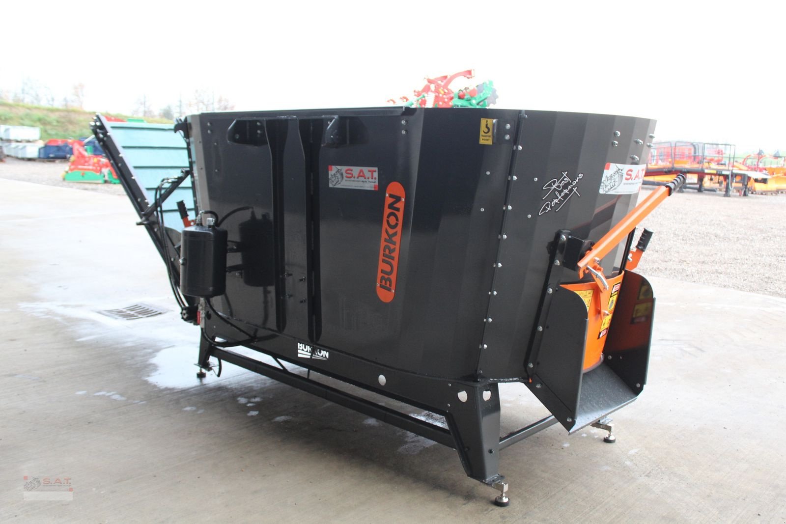 Futtermischwagen del tipo Sonstige Elektro-Doppelschneckenmischer 4m, Neumaschine In Eberschwang (Immagine 8)