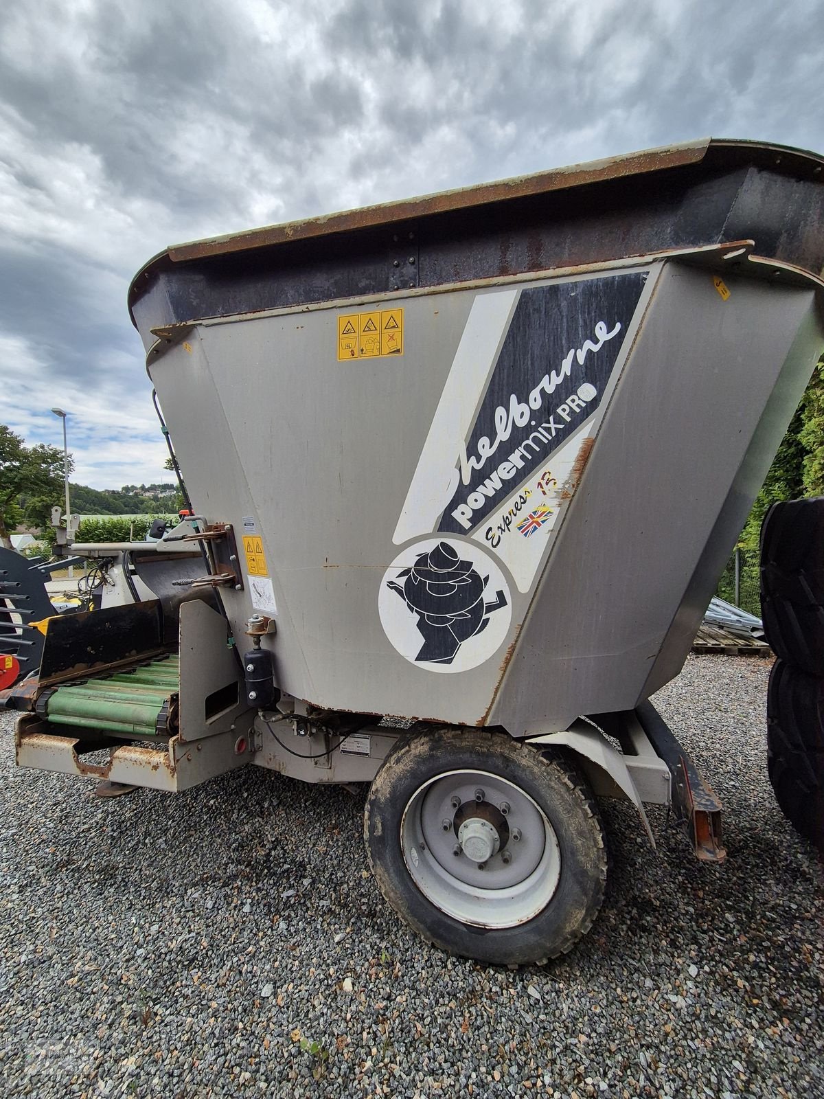 Futtermischwagen of the type Sonstige Express 13 PowerMix PRO, Gebrauchtmaschine in Auerbach (Picture 8)