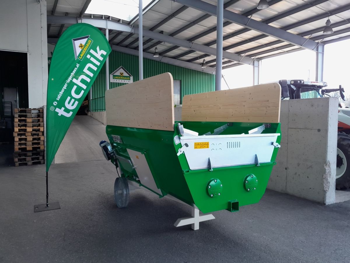 Futtermischwagen of the type Sonstige Futtermischer 3,5m³, elektrisch stationär, Neumaschine in Bergheim (Picture 1)