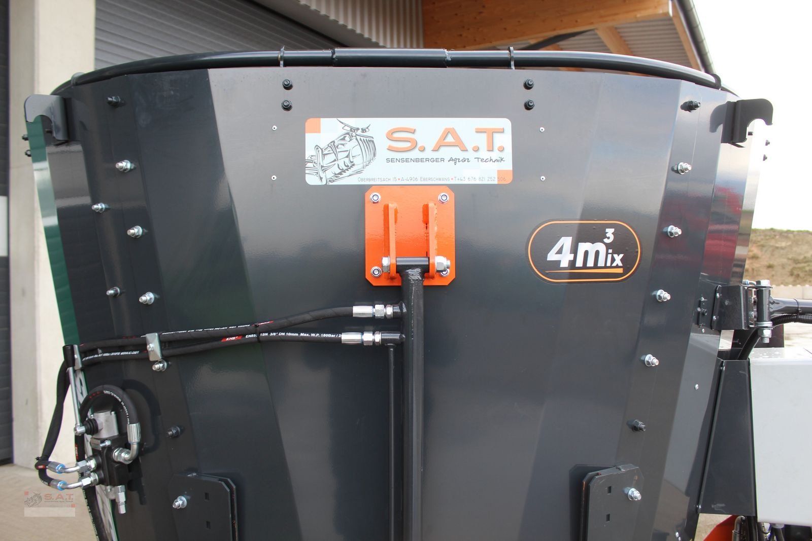 Futtermischwagen des Typs Sonstige Futtermischer-4,0m³-Elektromotor-Neumaschine, Neumaschine in Eberschwang (Bild 10)