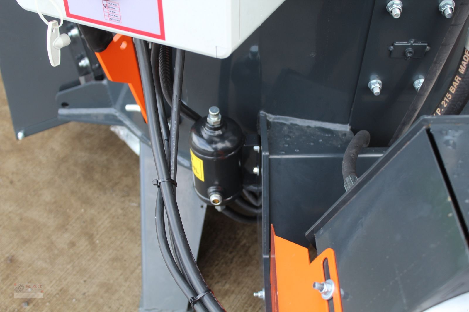 Futtermischwagen des Typs Sonstige Futtermischer-4,0m³-Elektromotor-Neumaschine, Neumaschine in Eberschwang (Bild 16)