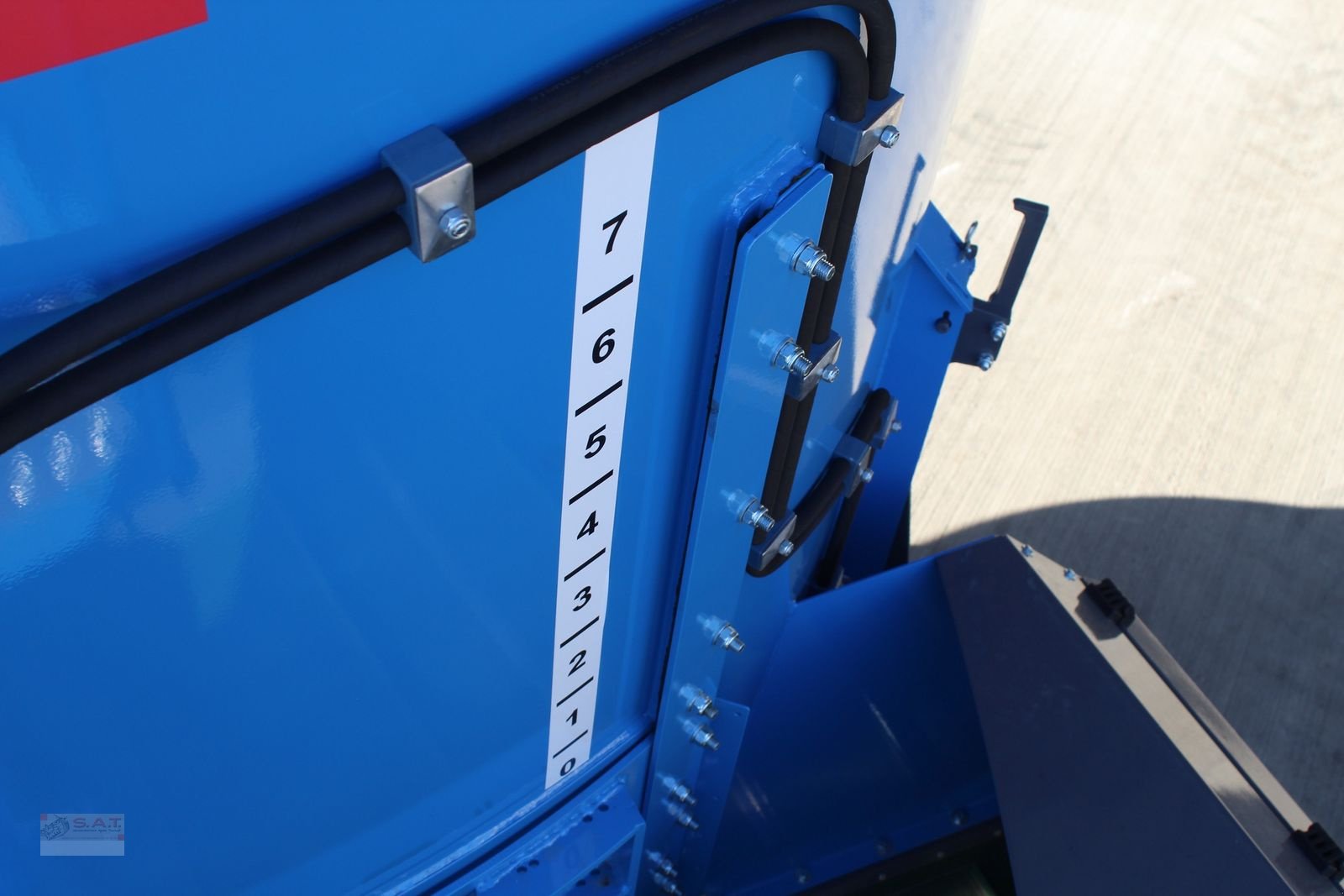 Futtermischwagen des Typs Sonstige Futtermischer FX 1000 HD, 10m³ Sonderpreis Lager, Neumaschine in Eberschwang (Bild 19)