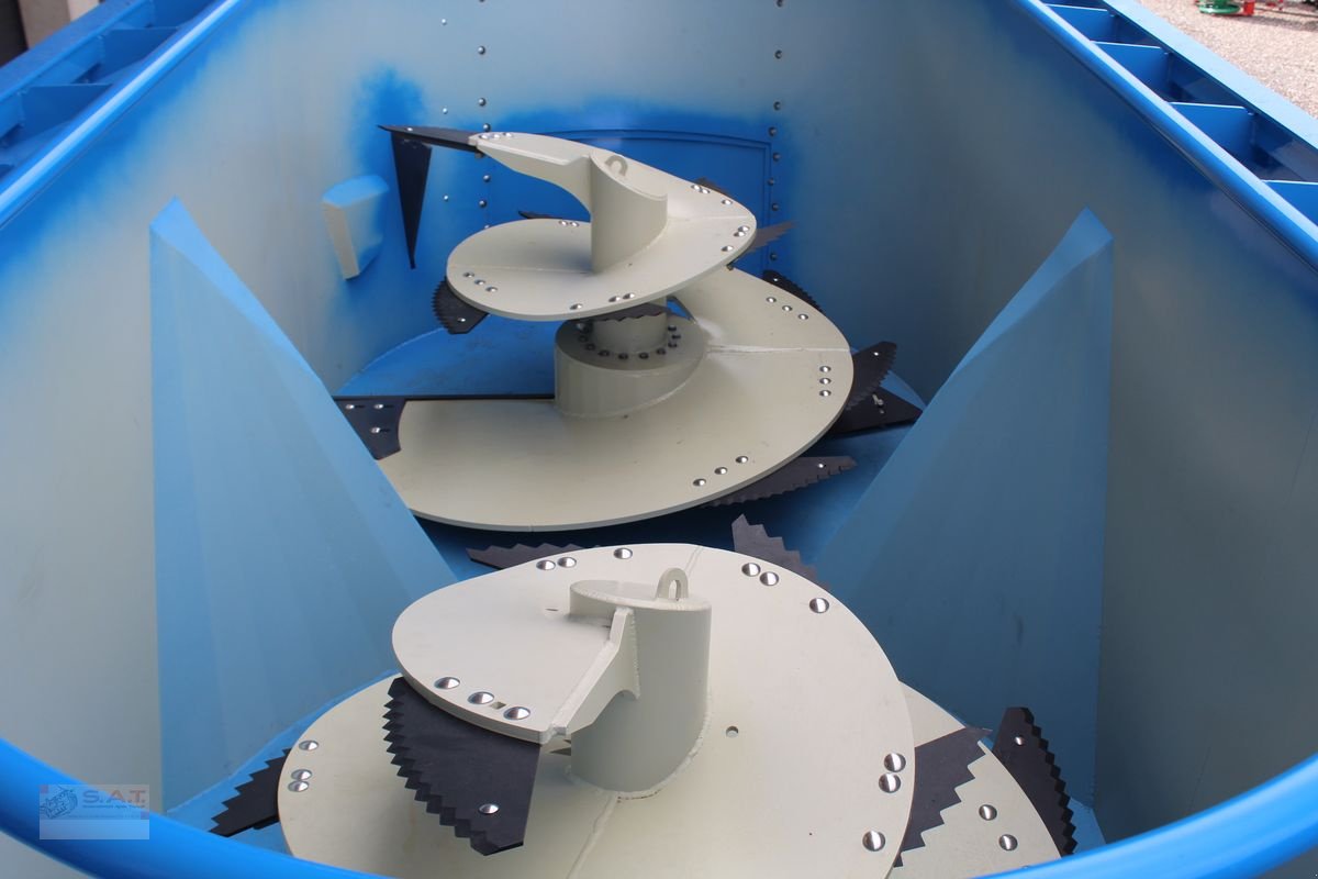 Futtermischwagen des Typs Sonstige Futtermischwagen FXX 1600 HD-Vollaussattung, Neumaschine in Eberschwang (Bild 12)