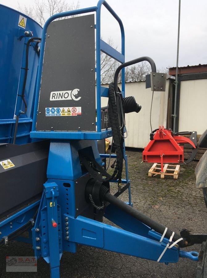 Futtermischwagen des Typs Sonstige FX 1000 HD, Neumaschine in Eberschwang (Bild 4)