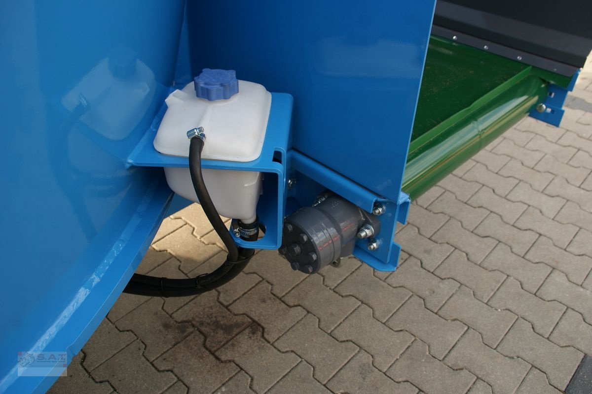 Futtermischwagen des Typs Sonstige FX 700-Futtermischwagen-NEU-6 Wochen LZ, Neumaschine in Eberschwang (Bild 12)