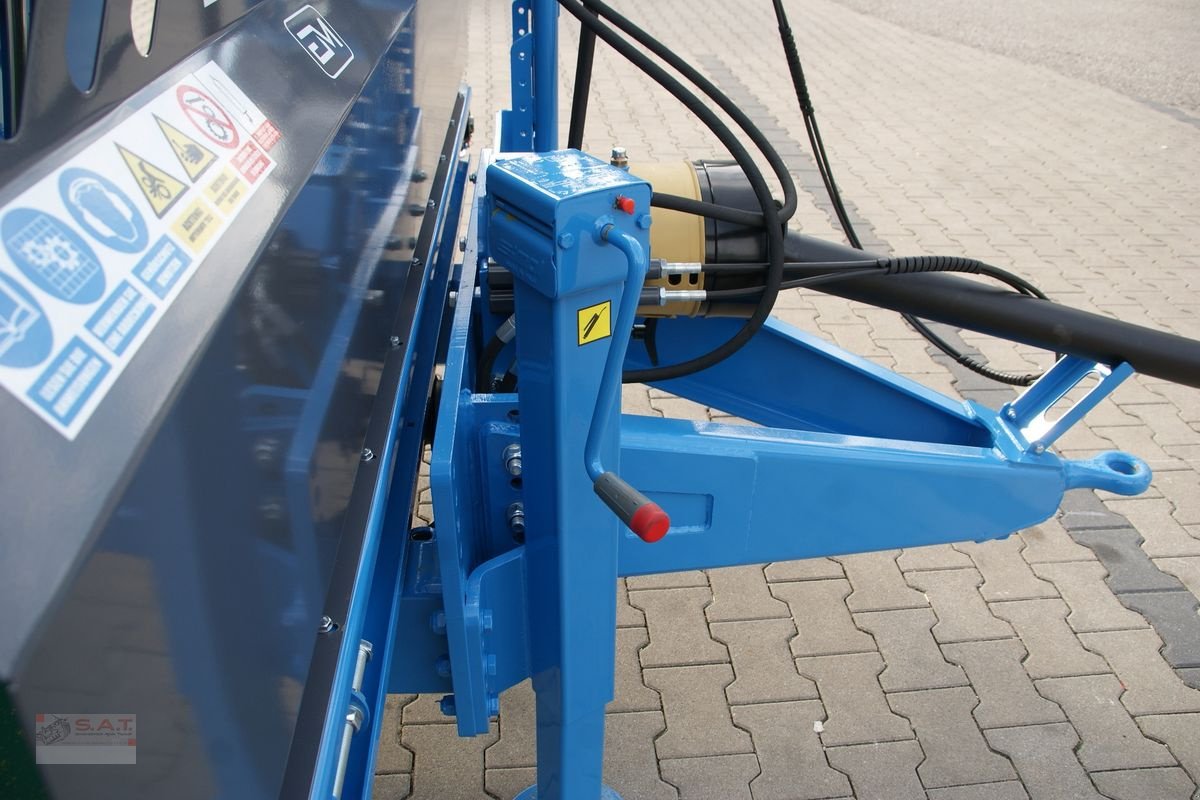 Futtermischwagen des Typs Sonstige FX 700-Futtermischwagen-NEU-6 Wochen LZ, Neumaschine in Eberschwang (Bild 16)