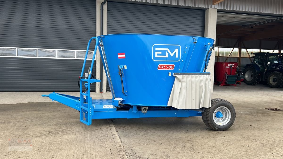 Futtermischwagen del tipo Sonstige FXL 700-2,32 m breit-2,18m hoch, Neumaschine In Eberschwang (Immagine 2)
