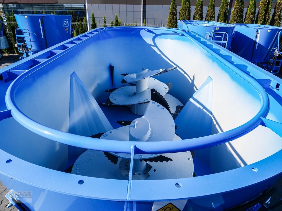 Futtermischwagen of the type Sonstige FXX 2600 HD -Hybrid, Neumaschine in Eberschwang (Picture 3)