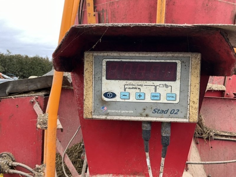 Futtermischwagen типа Sonstige gyramix 140, Gebrauchtmaschine в SAINT NIZIER DE FORNAS (Фотография 2)