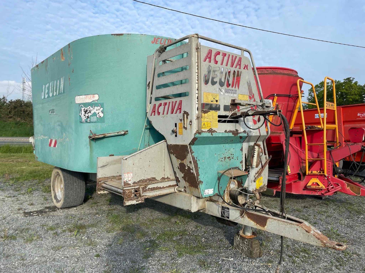 Futtermischwagen Türe ait Sonstige Mélangeuse ACTIVA 20m3 Jeulin, Gebrauchtmaschine içinde SAINT CLAIR SUR ELLE (resim 1)