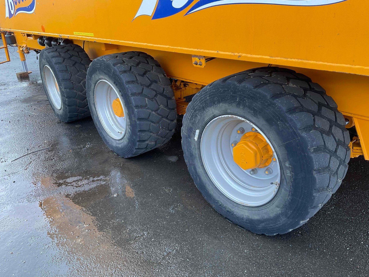 Futtermischwagen typu Sonstige Mélangeuse DRAKKAR 233-3T Belair, Gebrauchtmaschine v SAINT CLAIR SUR ELLE (Obrázok 10)