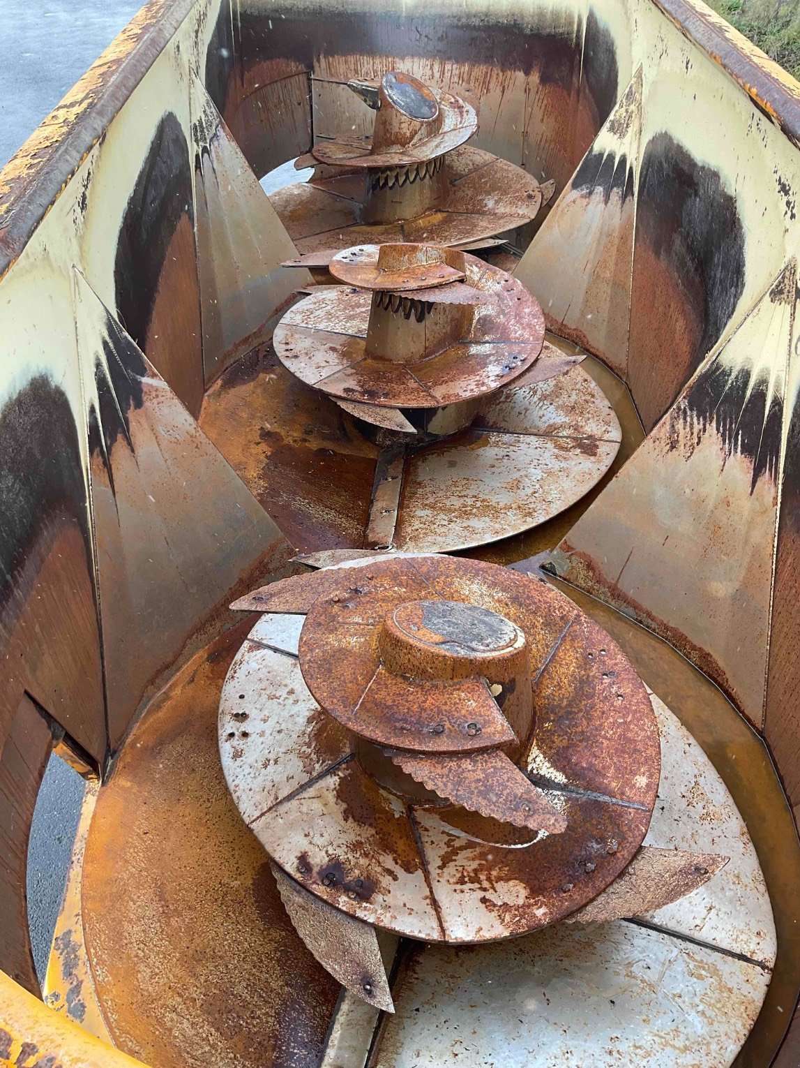 Futtermischwagen typu Sonstige Mélangeuse DRAKKAR 233-3T Belair, Gebrauchtmaschine w SAINT CLAIR SUR ELLE (Zdjęcie 7)