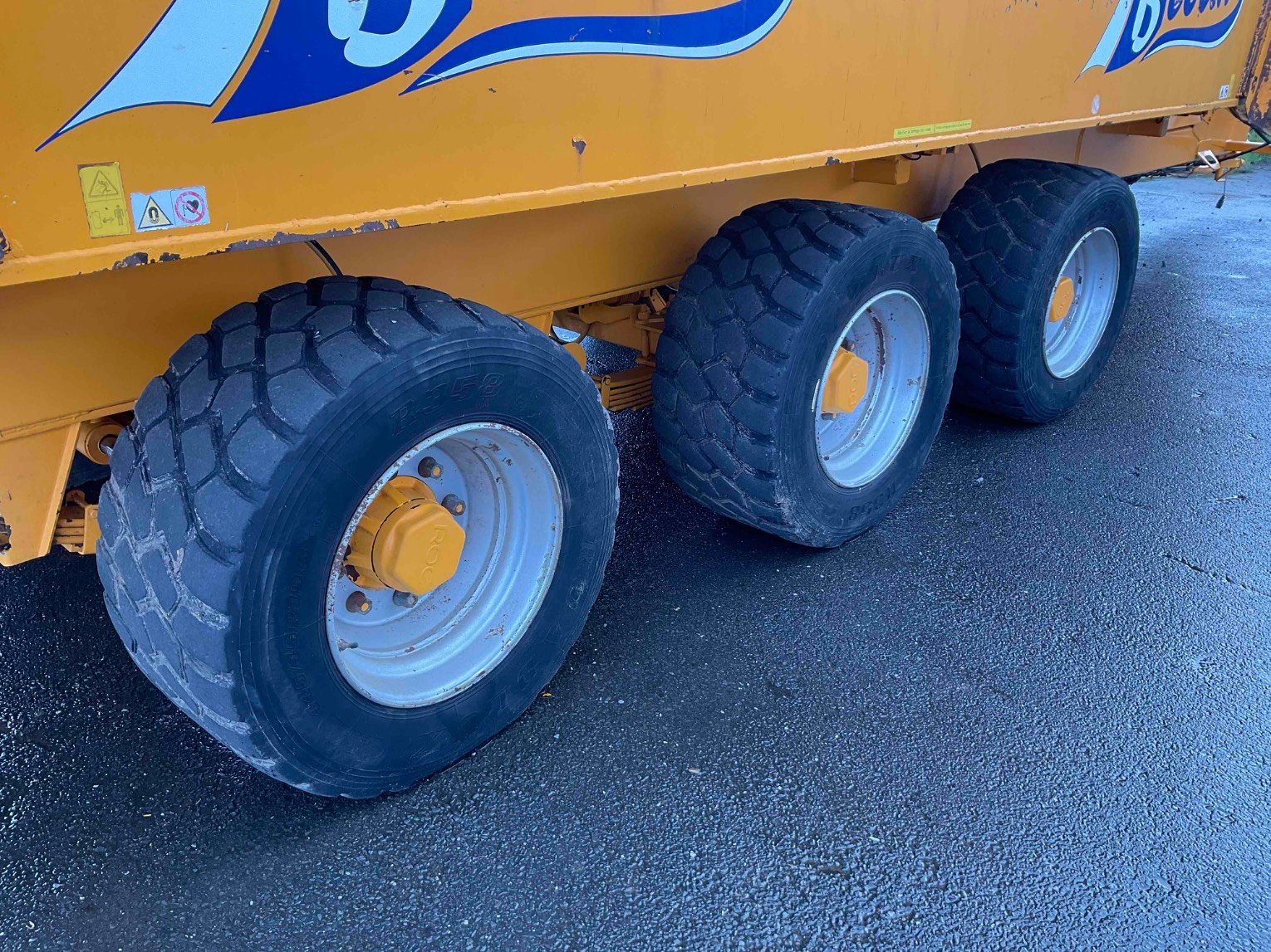 Futtermischwagen typu Sonstige Mélangeuse DRAKKAR 233-3T Belair, Gebrauchtmaschine w SAINT CLAIR SUR ELLE (Zdjęcie 11)