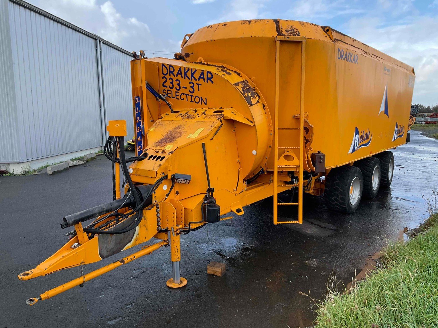 Futtermischwagen typu Sonstige Mélangeuse DRAKKAR 233-3T Belair, Gebrauchtmaschine w SAINT CLAIR SUR ELLE (Zdjęcie 4)