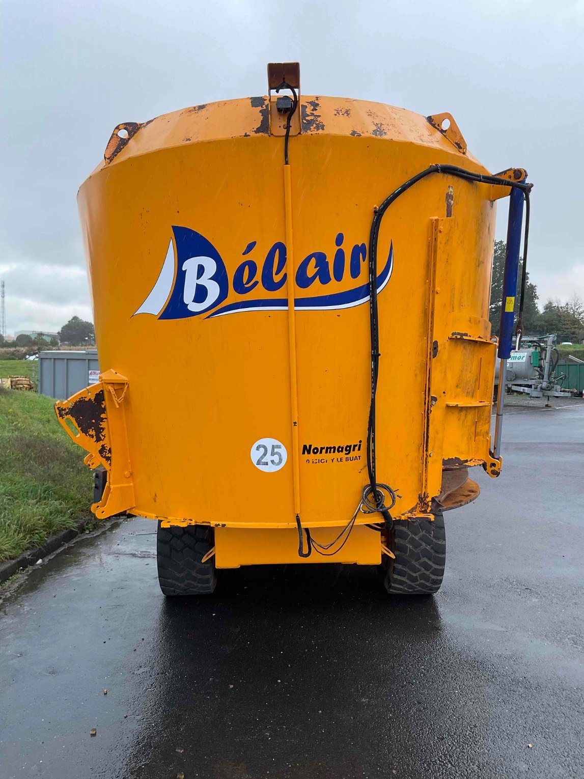 Futtermischwagen typu Sonstige Mélangeuse DRAKKAR 233-3T Belair, Gebrauchtmaschine w SAINT CLAIR SUR ELLE (Zdjęcie 8)