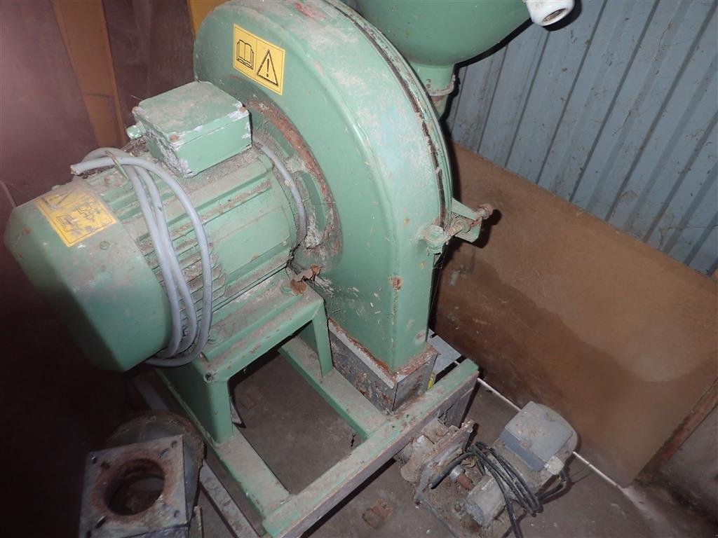 Futtermischwagen Türe ait Sonstige Male-/blandeanlæg  Neuero, Gebrauchtmaschine içinde Egtved (resim 2)