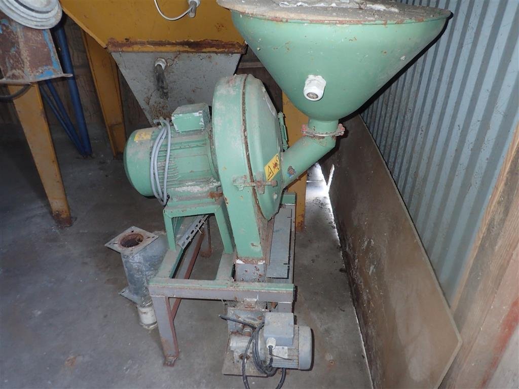 Futtermischwagen Türe ait Sonstige Male-/blandeanlæg  Neuero, Gebrauchtmaschine içinde Egtved (resim 1)