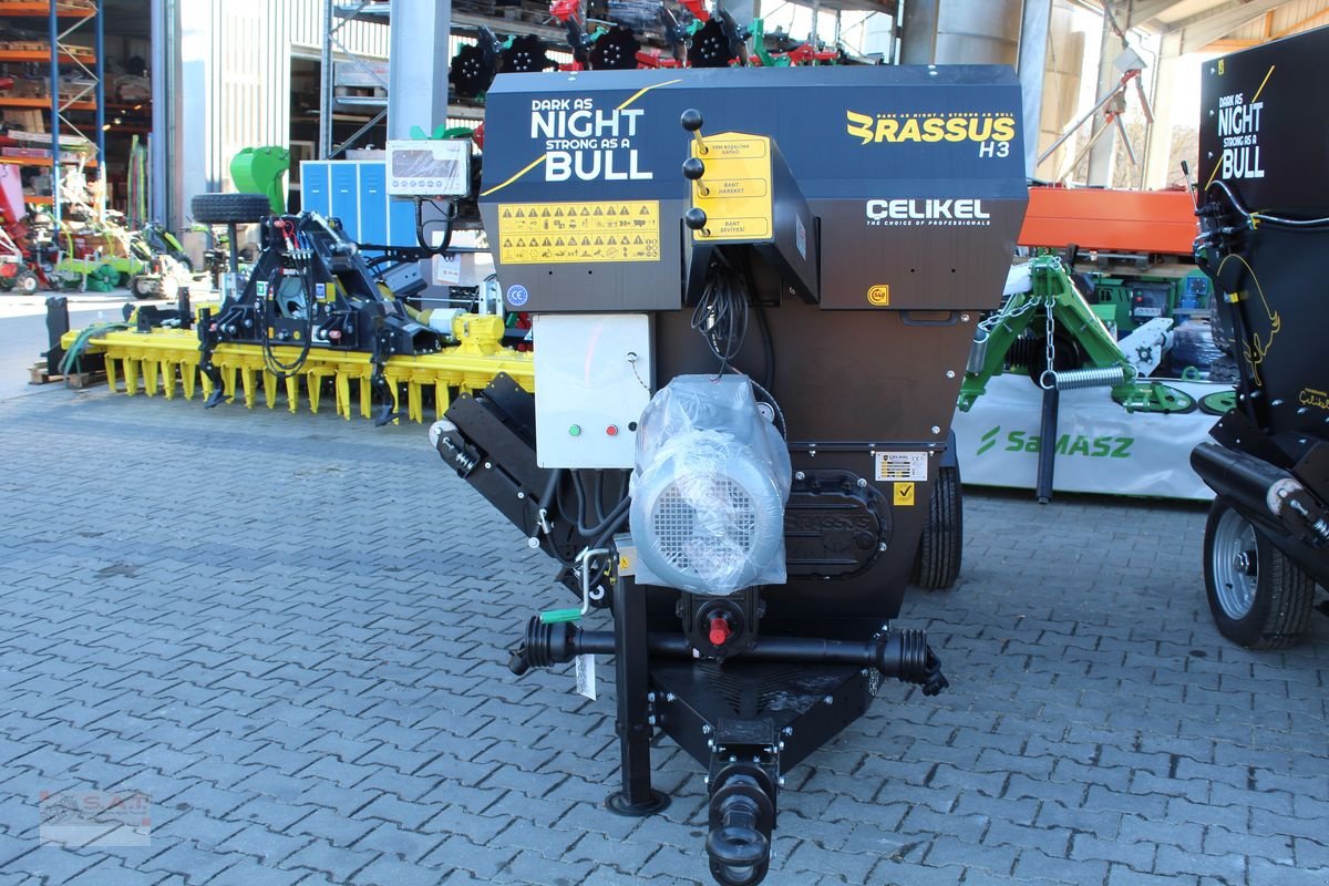 Futtermischwagen of the type Sonstige Rassus-Elektro-Traktor, Neumaschine in Eberschwang (Picture 9)