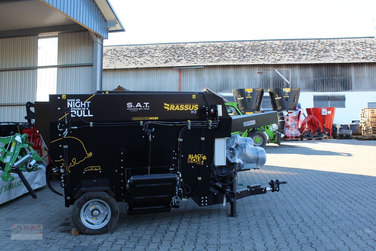 Futtermischwagen des Typs Sonstige Rassus-Elektro-Traktor, Neumaschine in Eberschwang (Bild 5)